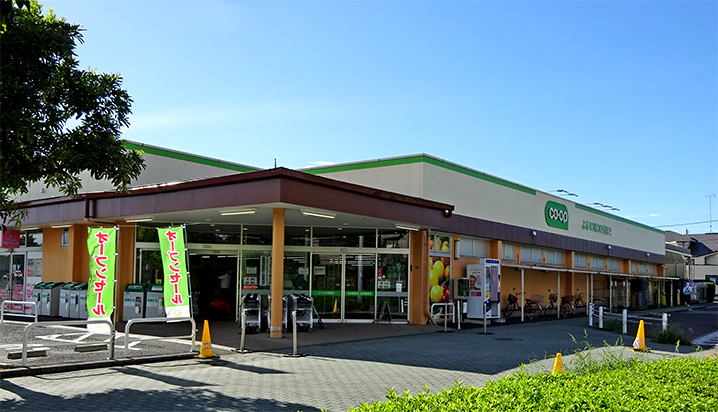 コープ小川西町店外観写真